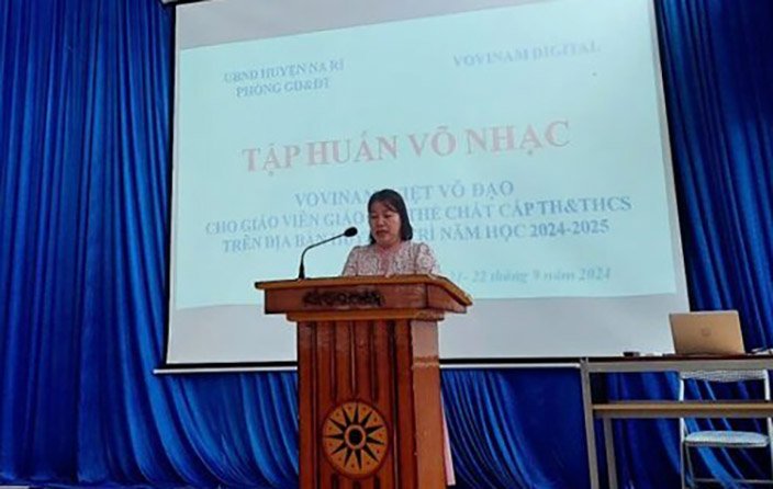 Tập huấn võ nhạc Vovinam cho giáo viên thể chất tại huyện Na Rì - Bắc Kạn VOVINAM nari5