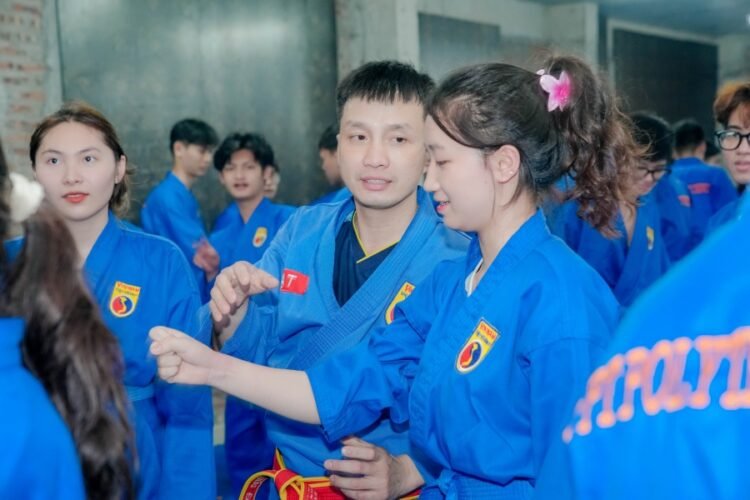 FPT Polytechnic HN mo nguoi so vovinam 4