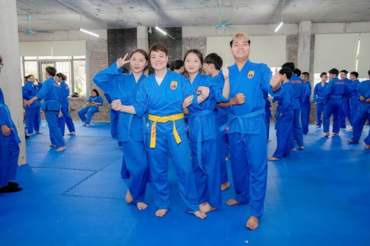 FPT Polytechnic HN mo nguoi so vovinam 5