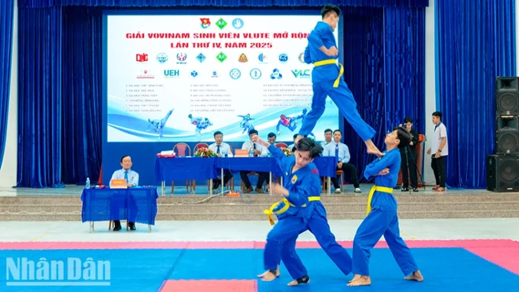 ndo bl anh 1 thi sinh tham gia thi dien 9980 9399.jpg