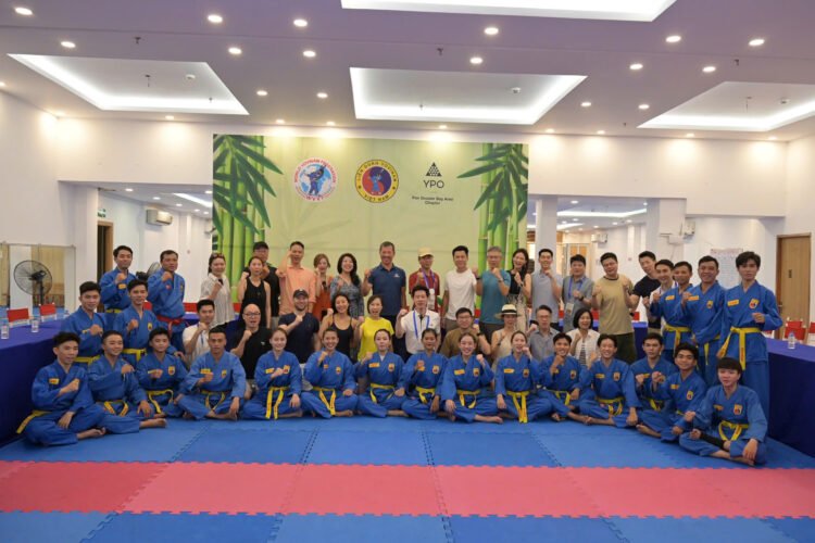 2f81b9dcdf106b4e3201