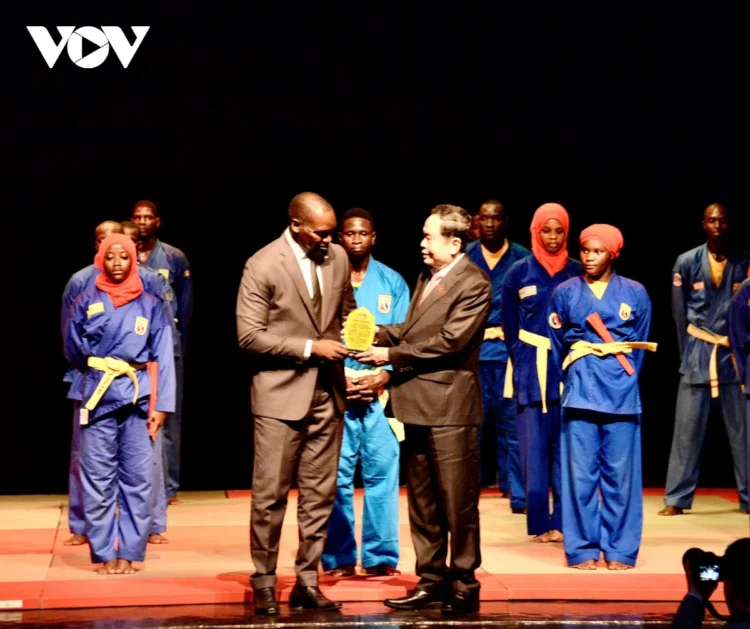 23 7 CTQH XEM VOVINAM 2 1