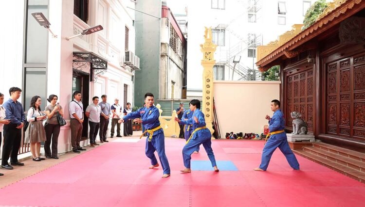 Đại học Hawaii (Hoa Kỳ) thăm và làm việc tại Công ty Cổ phần Vovinam Kỹ thuật số IMG 0824