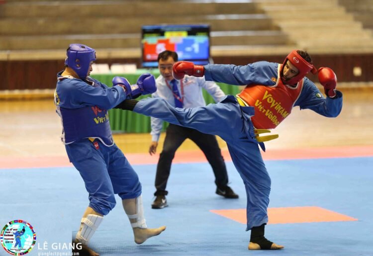 z 8960077686772858880 n 1