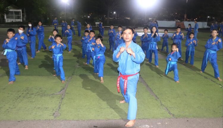 Lâm Đồng phát triển phong trào Vovinam trong trường học lop vo vovinam viet vo dao do thay huynh quoc tinh huong dan tai nha thieu nhi binh thuan