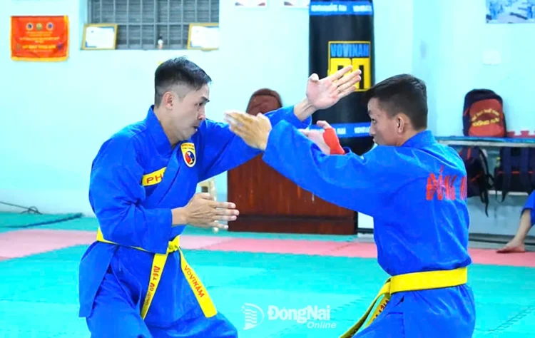 Võ sĩ Nguyễn Mạnh Phi: Vượt qua nghị lực, giành huy chương vàng thế giới manh phi 20251209160219